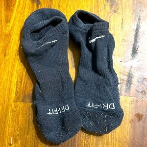 Black Nike No-show Socks